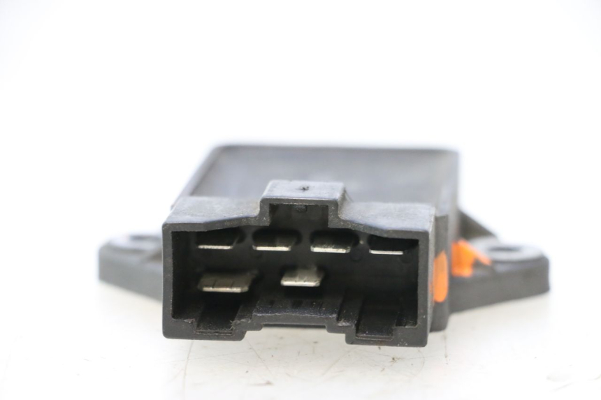 photo de REGULATOR ŁADOWANIA HONDA ST PAN EUROPEAN 1100 (1990 - 2002) - Zoom stanu zużycia