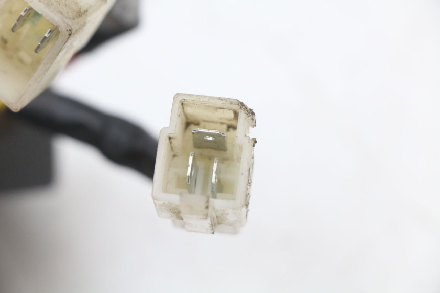 photo de REGULATOR ŁADOWANIA PEUGEOT STREETZONE I 2T 50 (2018 - 2020) - Zbliżenie techniczne