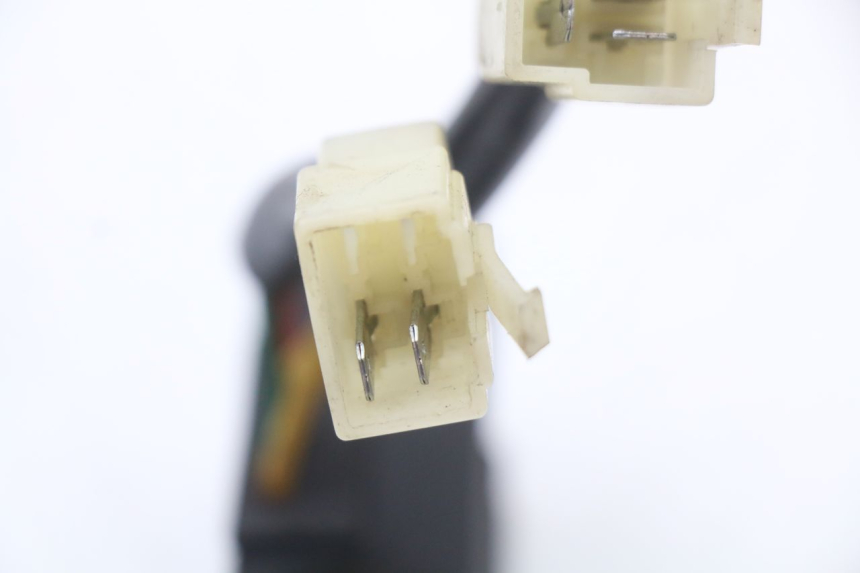 photo de REGULATOR ŁADOWANIA PEUGEOT STREETZONE I 2T 50 (2018 - 2020) - Inny kąt widzenia