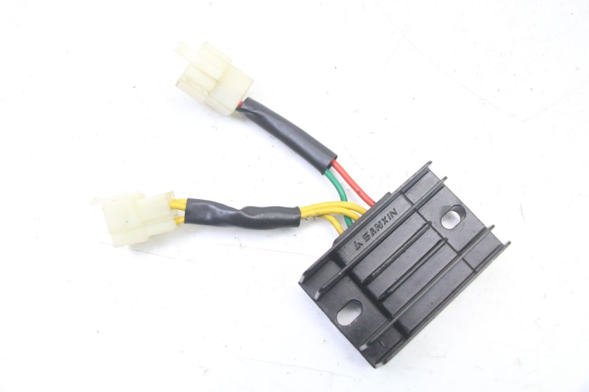 photo de REGULATOR ŁADOWANIA PEUGEOT STREETZONE I 2T 50 (2018 - 2020) - Widok główny