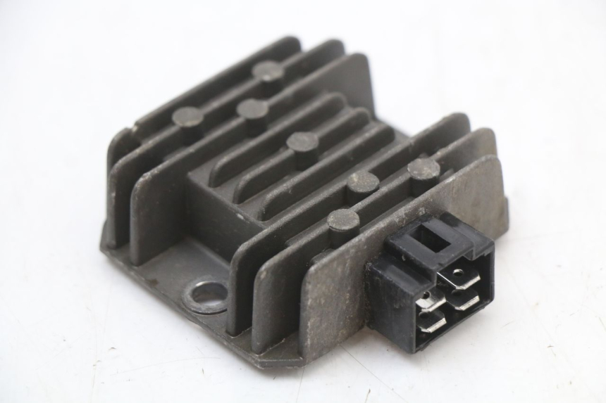 photo de REGULATOR ŁADOWANIA JM MOTORS SUNNY 50 (2017 - 2020) - Widok główny