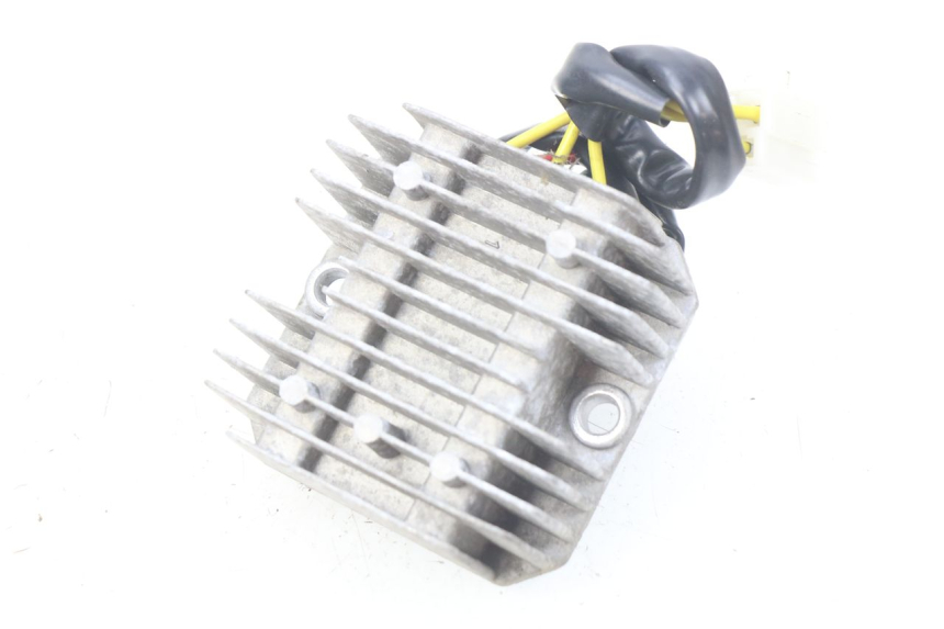 photo de REGULATOR ŁADOWANIA KYMCO SUPER 8 4T 50 (2018 - 2020) - Widok główny