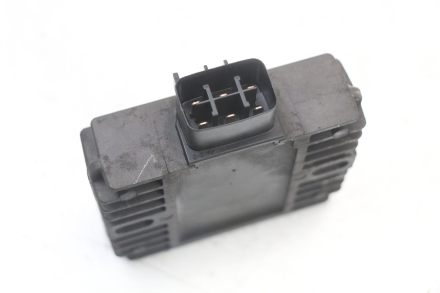 photo de REGULATOR ŁADOWANIA SUZUKI BURGMAN 125 (2018 - 2021) - Zoom stanu zużycia