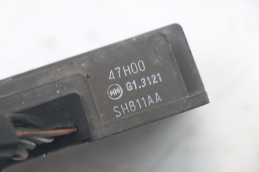 photo de REGULATOR ŁADOWANIA SUZUKI GSR 750 (2011 - 2017) - Inny kąt widzenia