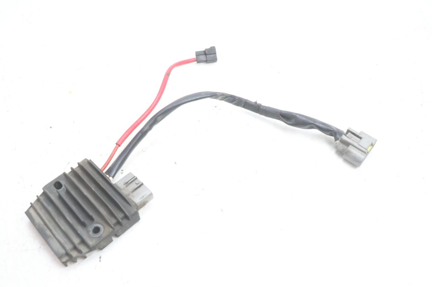 photo de REGULATOR ŁADOWANIA YAMAHA TDM ABS 900 (2002 - 2014) - Zoom stanu zużycia