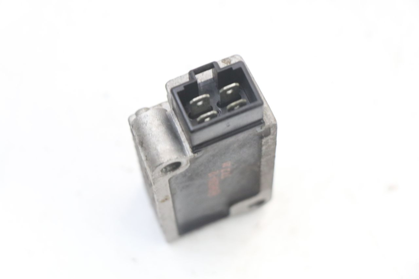 photo de REGULATOR ŁADOWANIA YAMAHA TDR DELTABOX 125 (1997 - 2003) - Zoom stanu zużycia