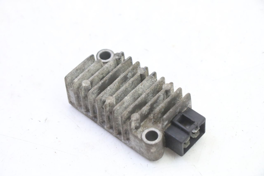 photo de REGULATOR ŁADOWANIA YAMAHA TDR DELTABOX 125 (1997 - 2003) - Widok główny