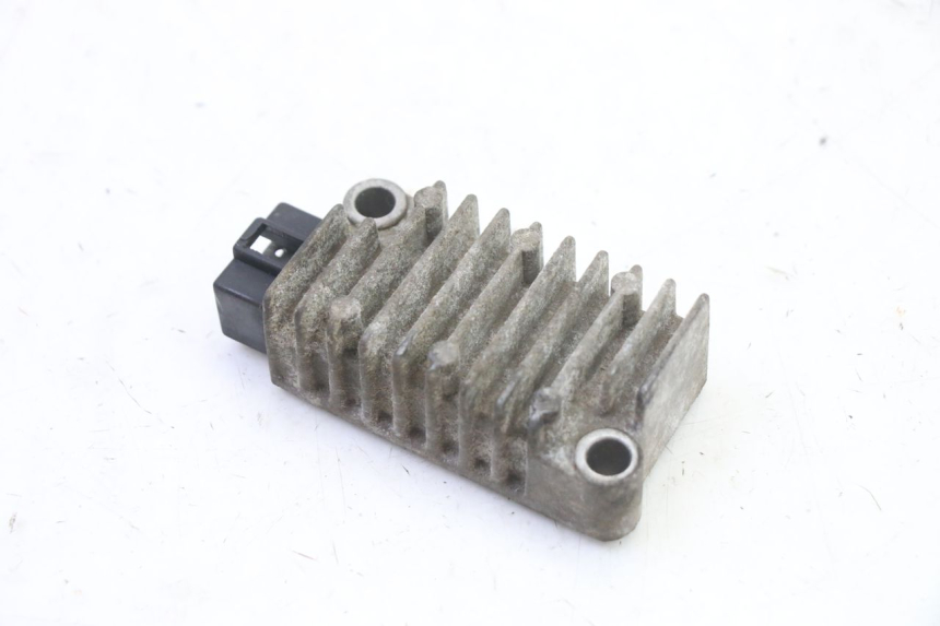 photo de REGULATOR ŁADOWANIA YAMAHA TDR DELTABOX 125 (1997 - 2003) - Szczegół części
