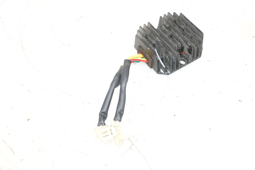 photo de REGULATOR ŁADOWANIA NECO TEMPO 4T 50 (2022 - 2026) - Punkty mocowania