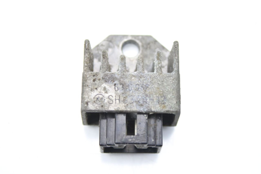 photo de REGULATOR ŁADOWANIA PEUGEOT TKR TREKKER FURIOUS 50 (2005 - 2014) - Widok główny