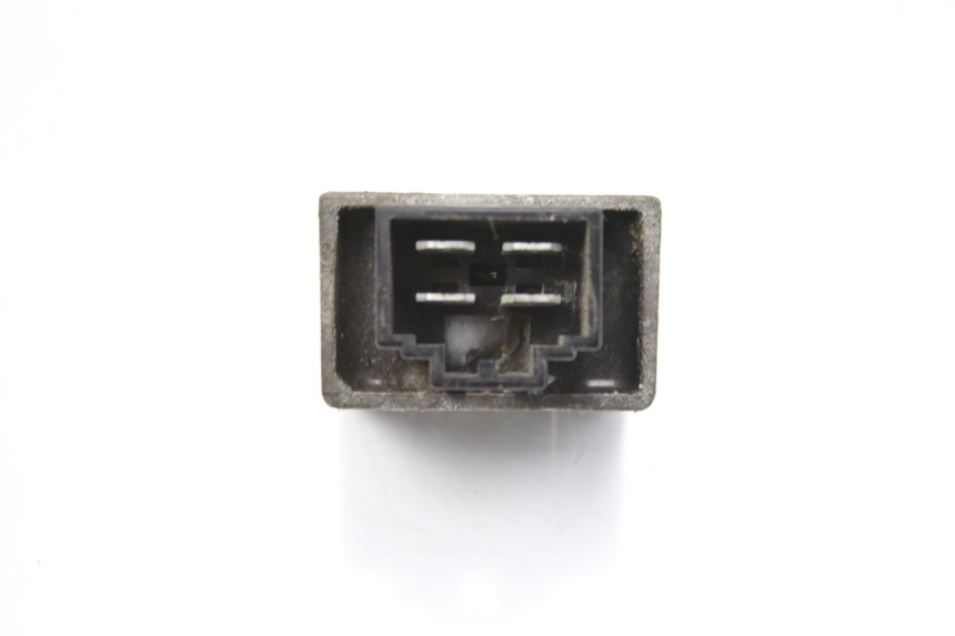 photo de REGULATOR ŁADOWANIA PEUGEOT TKR TREKKER FURIOUS 50 (2005 - 2014) - Szczegół części