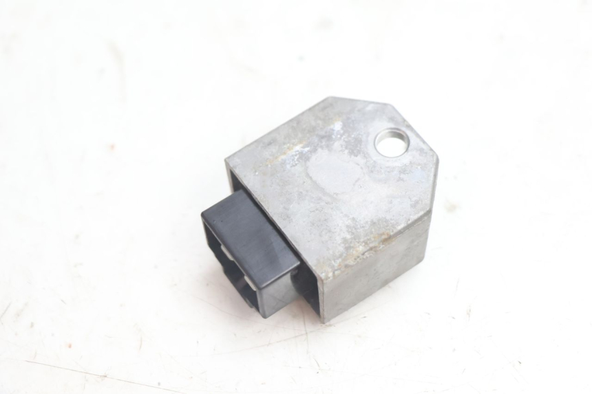 photo de REGULATOR ŁADOWANIA PEUGEOT TKR TREKKER FURIOUS 50 (2005 - 2014) - Inny kąt widzenia