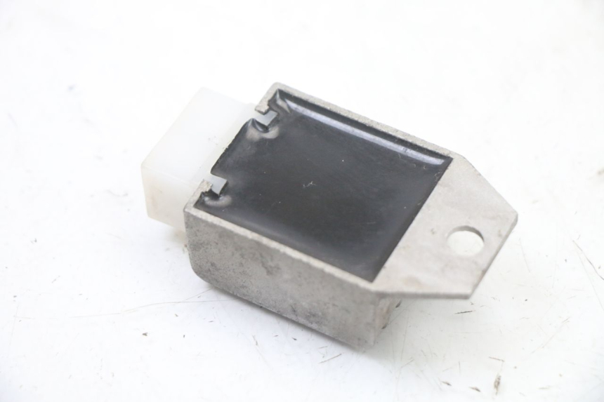 photo de REGULATOR ŁADOWANIA TNT MOTOR ROMA 10' 2T 50 (2011 - 2018) - Inny kąt widzenia