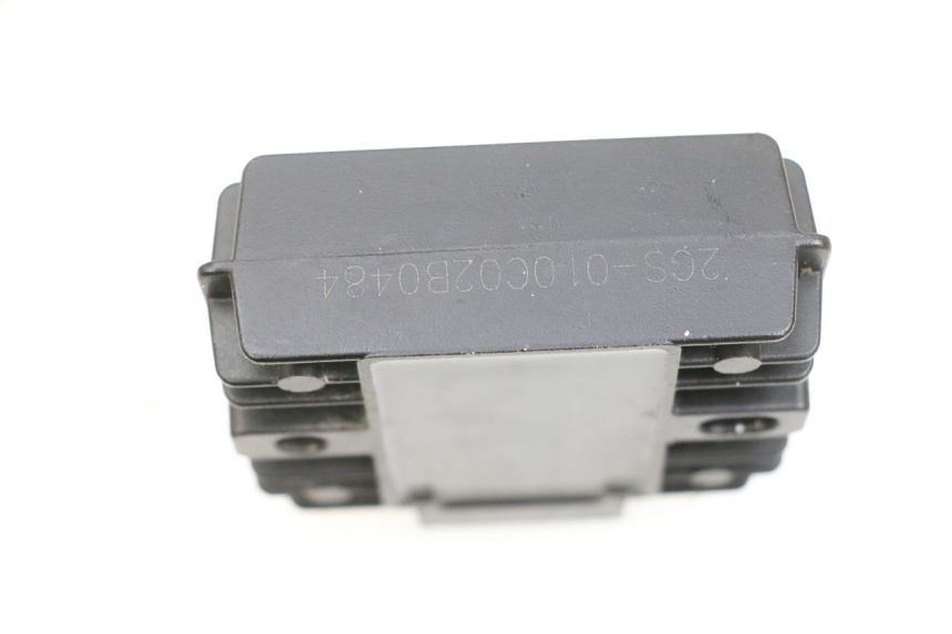 photo de REGULATOR ŁADOWANIA YAMAHA TRICITY 300 (2020 - 2024) - Inny kąt widzenia