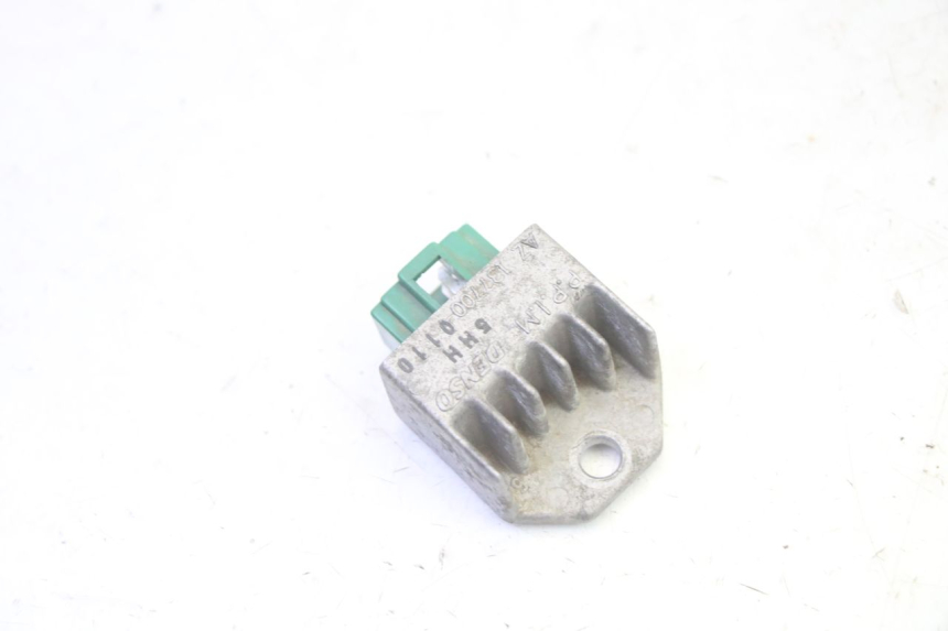 photo de REGULATOR ŁADOWANIA YAMAHA TTR 125 (2000 - 2020) - Szczegół części