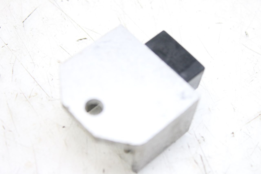 photo de REGULATOR ŁADOWANIA PEUGEOT TWEET 4T 50 (2010 - 2014) - Szczegół części