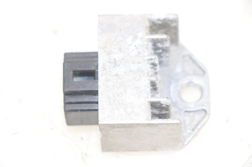 photo de REGULATOR ŁADOWANIA PEUGEOT TWEET 4T 50 (2014 - 2019) - Widok główny