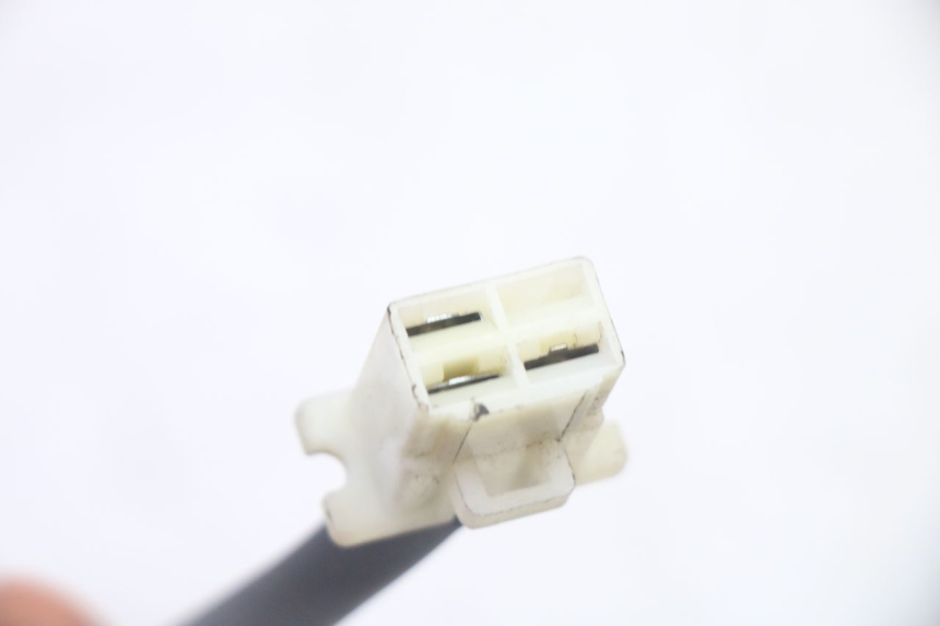 photo de REGULATOR ŁADOWANIA PEUGEOT TWEET PRO CARGO 50 (2018 - 2022) - Zbliżenie techniczne