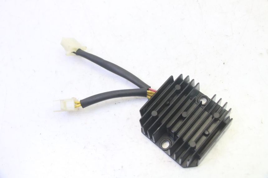 photo de REGULATOR ŁADOWANIA PEUGEOT TWEET PRO EFI 4T 50 (2021 - 2022) - Widok główny