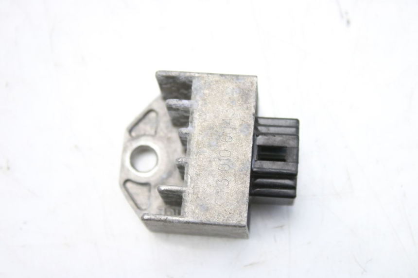 photo de REGULATOR ŁADOWANIA PEUGEOT TWEET 125 (2010 - 2017) - Widok ogólny