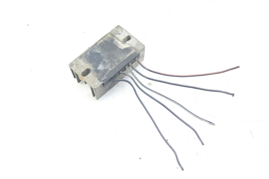 photo de REGULATOR ŁADOWANIA SUZUKI UH BURGMAN 125 (2002 - 2006) - Widok główny