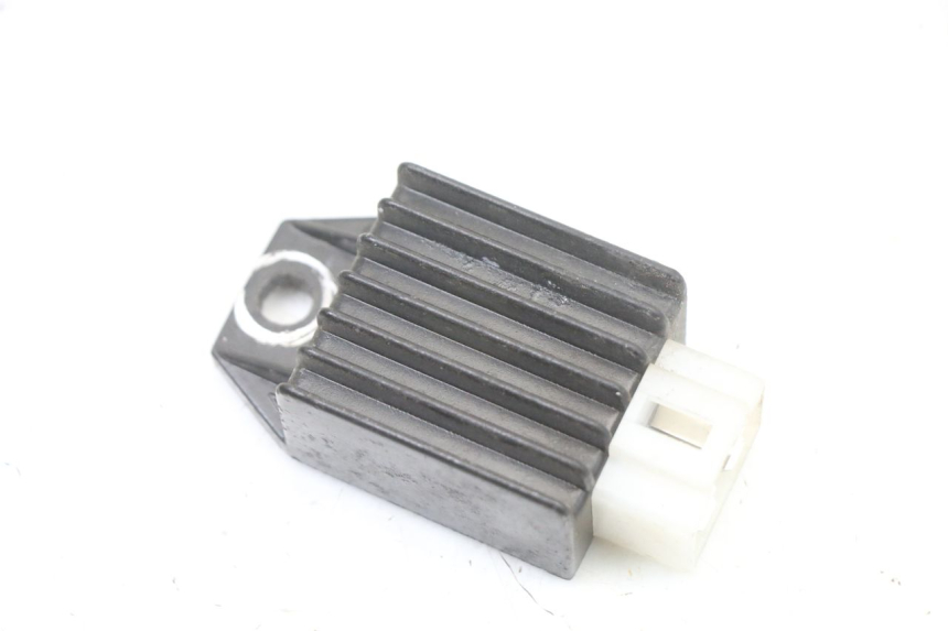 photo de REGULATOR ŁADOWANIA UNIVERSAL BIKE ZN50QT-11B 50 (2018 - 2021) - Widok główny