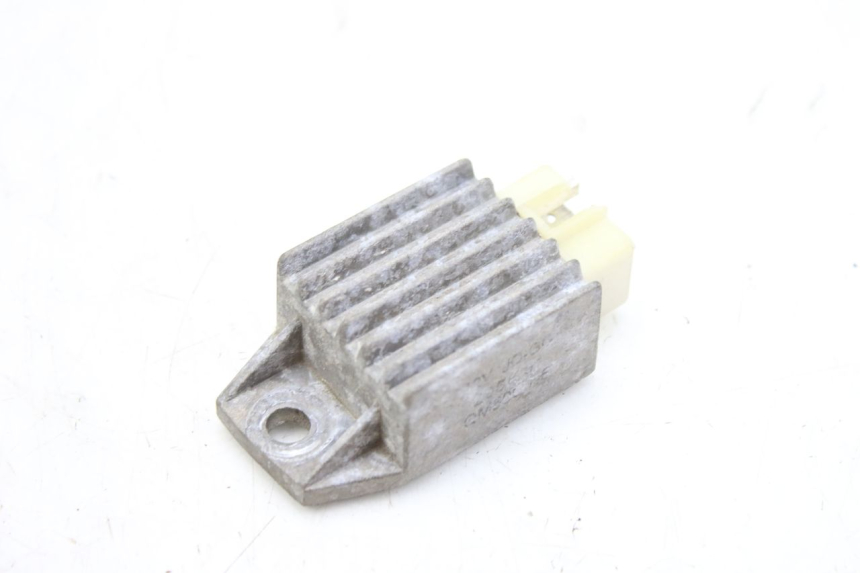 photo de REGULATOR ŁADOWANIA PEUGEOT V-CLIC VCLIC 50 (2007 - 2013) - Widok główny