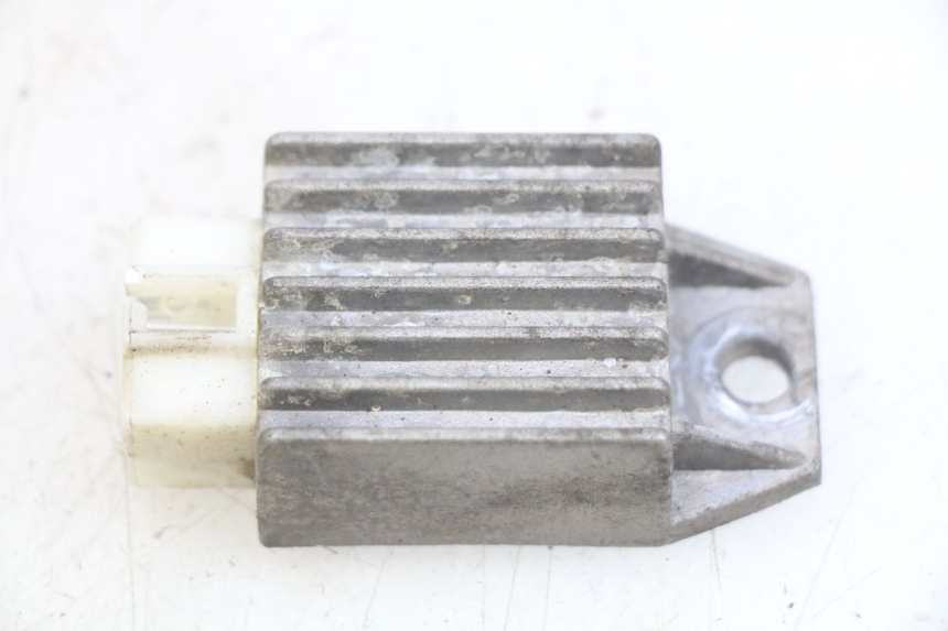 photo de REGULATOR ŁADOWANIA PEUGEOT V-CLIC VCLIC 50 (2007 - 2013) - Widok główny