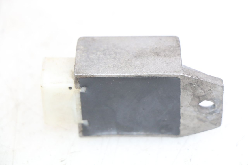 photo de REGULATOR ŁADOWANIA PEUGEOT V-CLIC VCLIC 50 (2007 - 2013) - Inny kąt widzenia