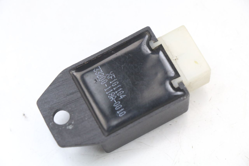 photo de REGULATOR ŁADOWANIA BEELINE VELOCE 4T 50 (2011 - 2020) - Inny kąt widzenia