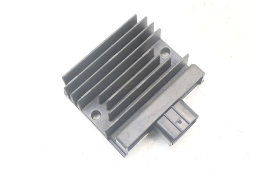 photo de REGULATOR ŁADOWANIA KAWASAKI VERSYS ABS 650 (2015 - 2018) - Widok główny