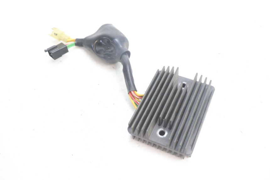 photo de REGULATOR ŁADOWANIA HONDA VFR FI RC46 800 (1998 - 2001) - Zoom stanu zużycia