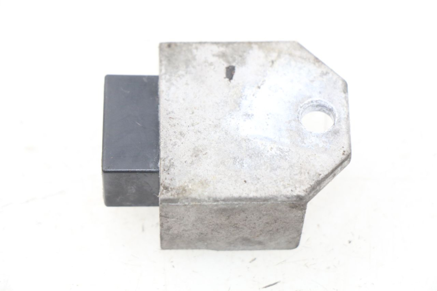 photo de REGULATOR ŁADOWANIA PEUGEOT VIVACITY 50 (2004 - 2009) - Szczegół części