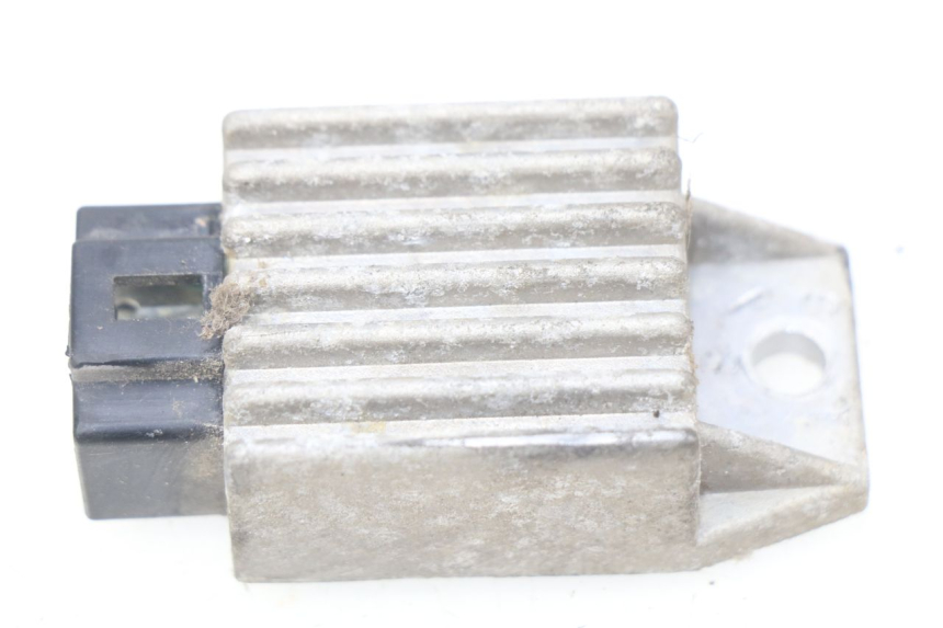 photo de REGULATOR ŁADOWANIA PEUGEOT VIVACITY 50 (1998 - 2003) - Widok główny