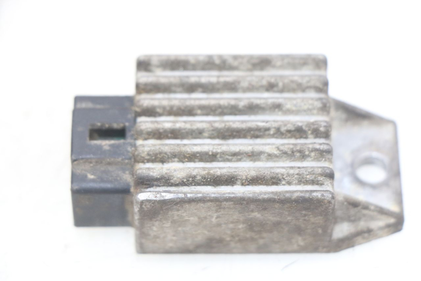 photo de REGULATOR ŁADOWANIA PEUGEOT VIVACITY 50 (1998 - 2003) - Widok główny