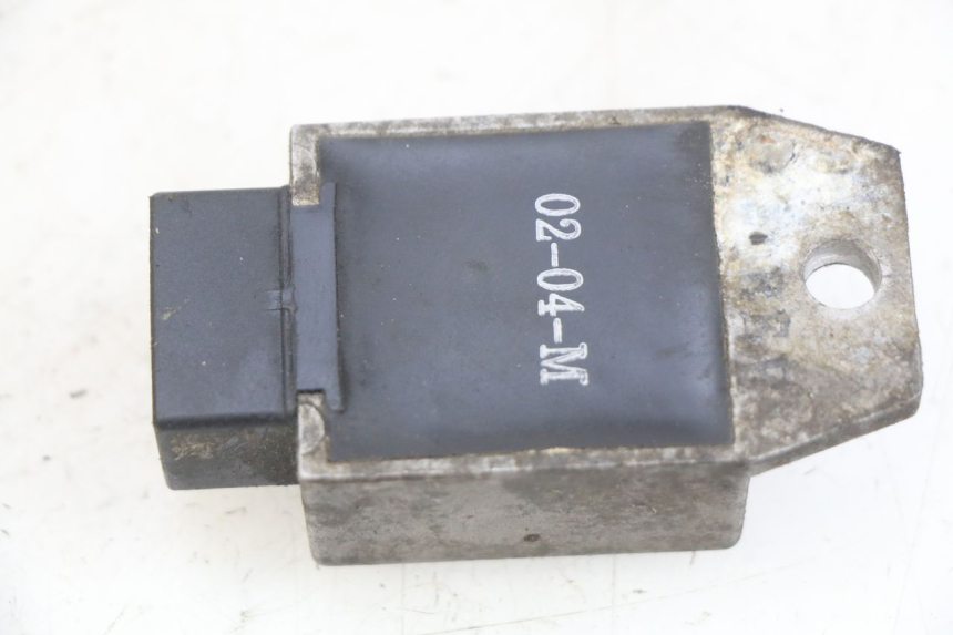 photo de REGULATOR ŁADOWANIA PEUGEOT VIVACITY 50 (1998 - 2003) - Szczegół części