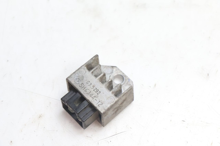 photo de REGULATOR ŁADOWANIA PEUGEOT VIVACITY 50 (1998 - 2003) - Widok główny