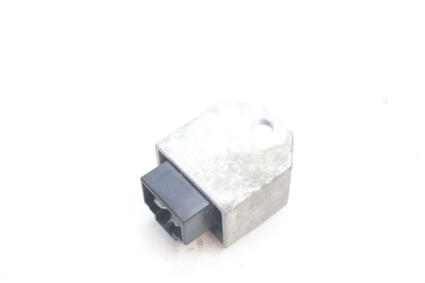 photo de REGULATOR ŁADOWANIA PEUGEOT VIVACITY 50 (2004 - 2009) - Inny kąt widzenia