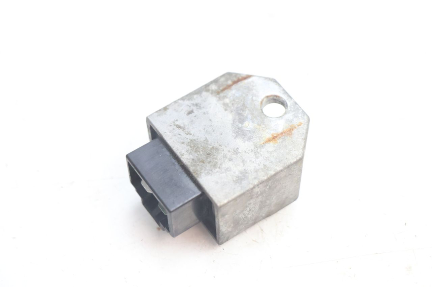photo de REGULATOR ŁADOWANIA PEUGEOT VIVACITY 50 (2004 - 2009) - Inny kąt widzenia