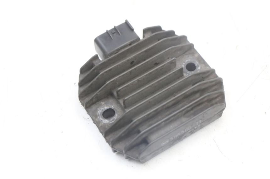 photo de REGULATOR ŁADOWANIA YAMAHA X-MAX XMAX 250 (2006 - 2009) - Szczegół części