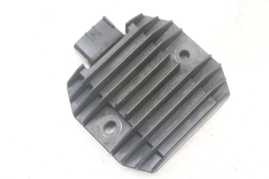 photo de REGULATOR ŁADOWANIA YAMAHA XMAX X-MAX 125 (2006 - 2009) - Szczegół części