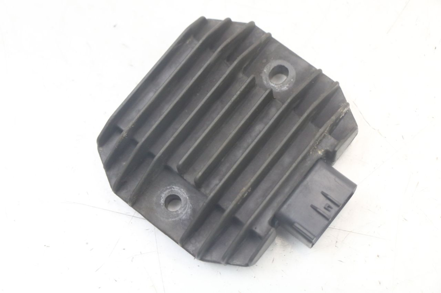 photo de REGULATOR ŁADOWANIA YAMAHA XMAX X-MAX 125 (2006 - 2009) - Szczegół części