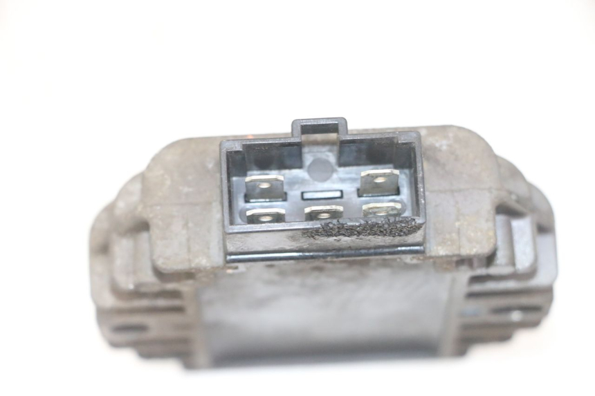 photo de REGULATOR ŁADOWANIA YAMAHA X-MAX XMAX 125 (2010 - 2013) - Szczegół części