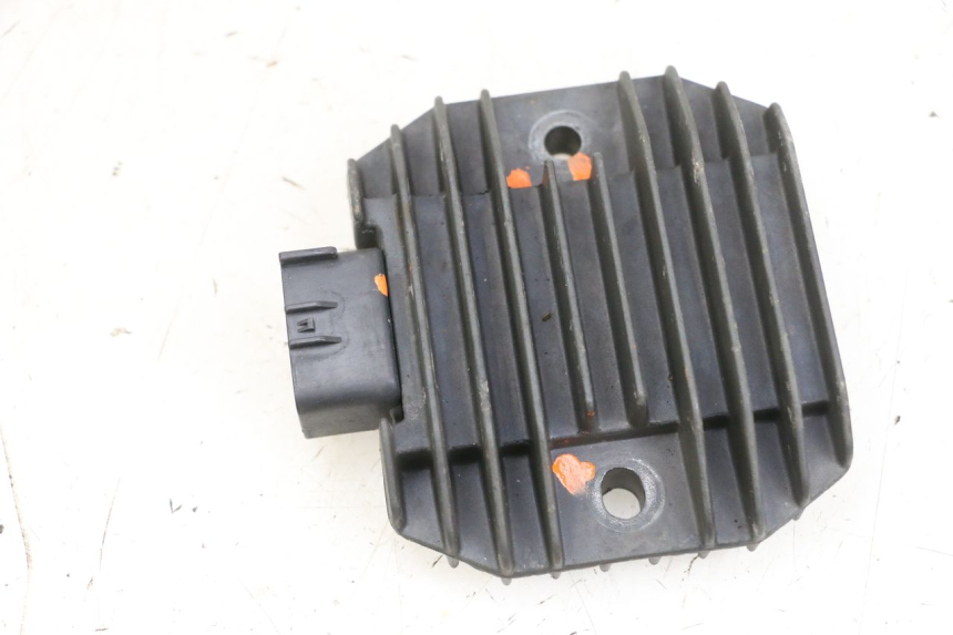 photo de REGULATOR ŁADOWANIA YAMAHA XMAX X-MAX 125 (2006 - 2009) - Szczegół części