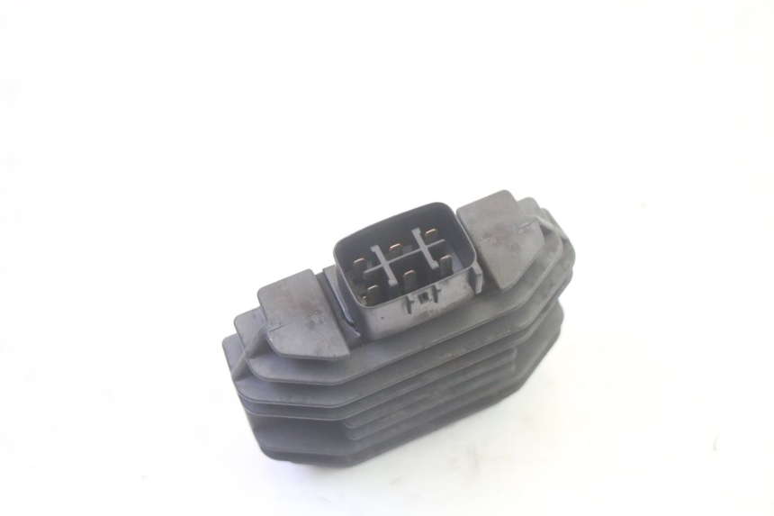 photo de REGULATOR ŁADOWANIA YAMAHA XMAX X-MAX 125 (2006 - 2009) - Inny kąt widzenia
