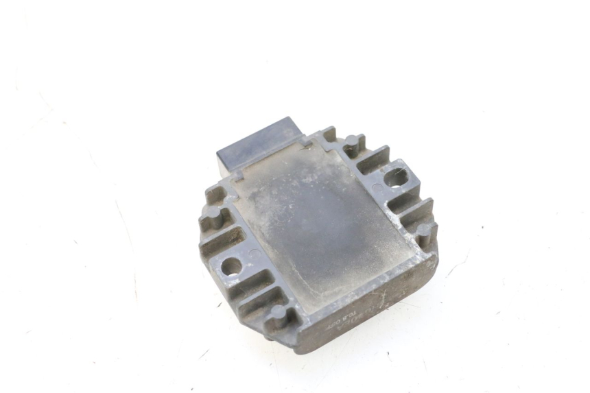 photo de REGULATOR ŁADOWANIA YAMAHA X-MAX XMAX 125 (2010 - 2013) - Zoom stanu zużycia