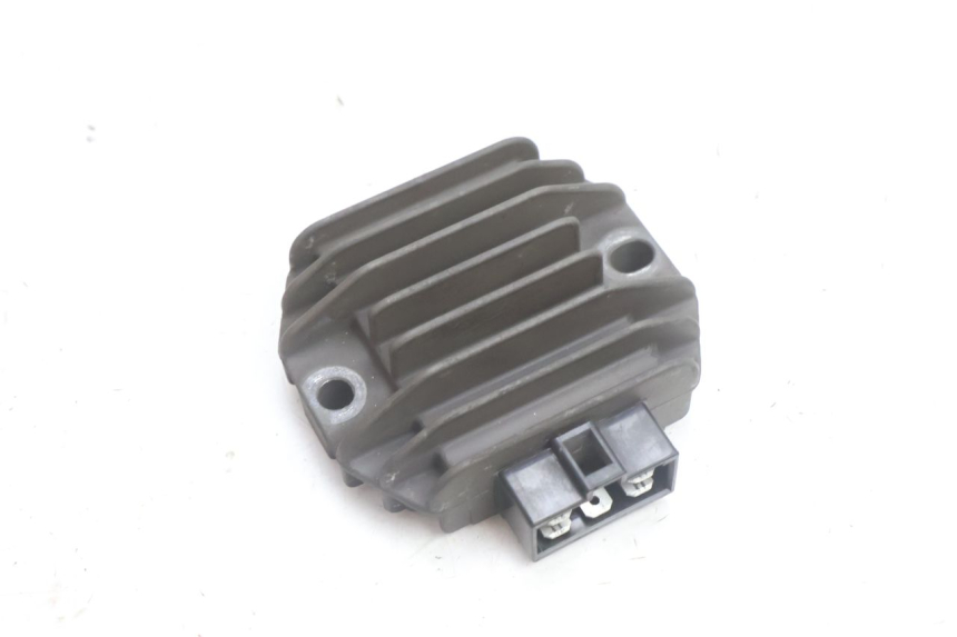 photo de REGULATOR ŁADOWANIA YAMAHA X-MAX XMAX 125 (2010 - 2013) - Widok główny