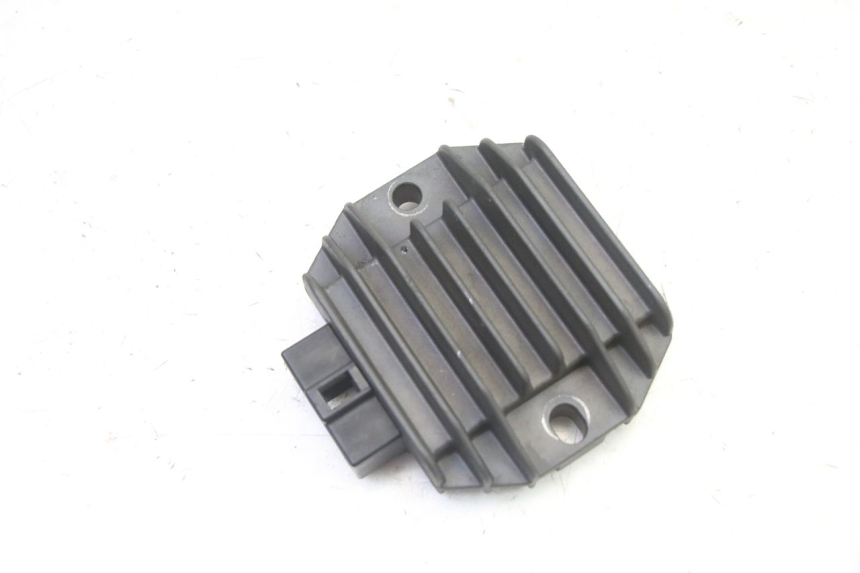 photo de REGULATOR ŁADOWANIA PIAGGIO X9 EVOLUTION 125 (2003 - 2007) - Szczegół części