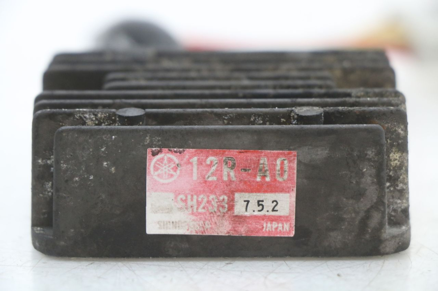 photo de REGULATOR ŁADOWANIA YAMAHA XJ F 900 (1983 - 1994) - Zoom stanu zużycia