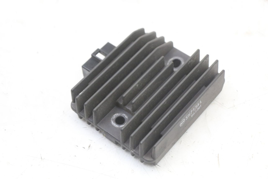 photo de REGULATOR ŁADOWANIA YAMAHA XJ6 ABS 600 (2008 - 2016) - Szczegół części
